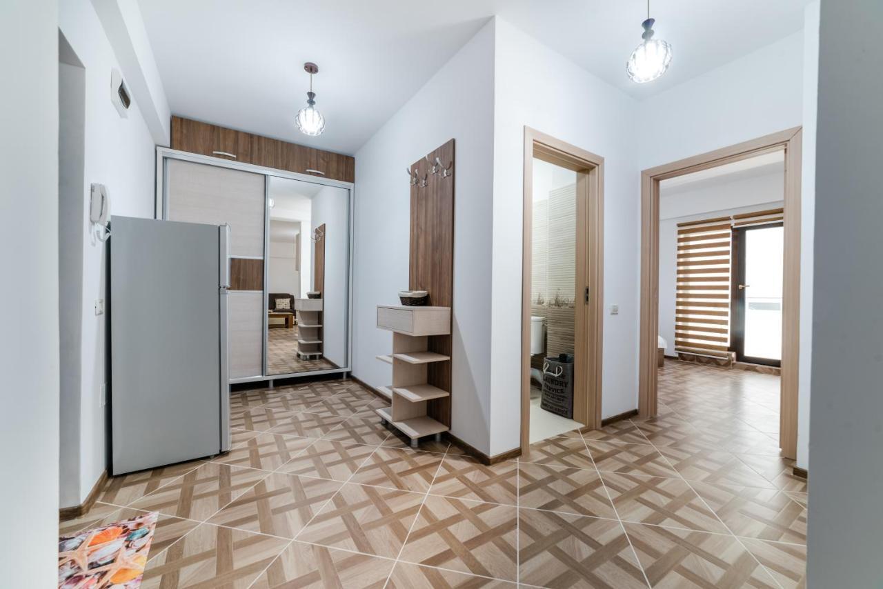 Derya Suites - Mamaia Nord Нэводари Экстерьер фото