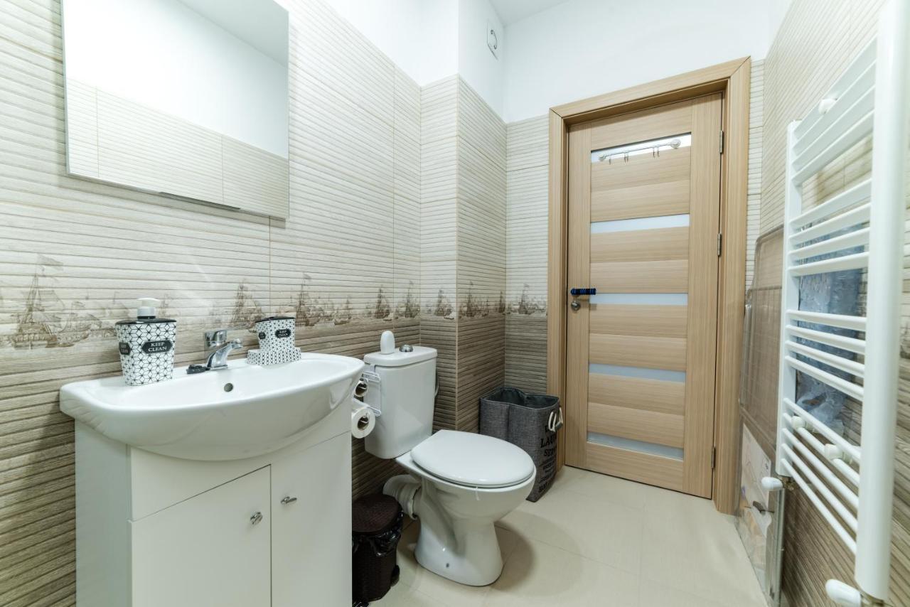Derya Suites - Mamaia Nord Нэводари Экстерьер фото
