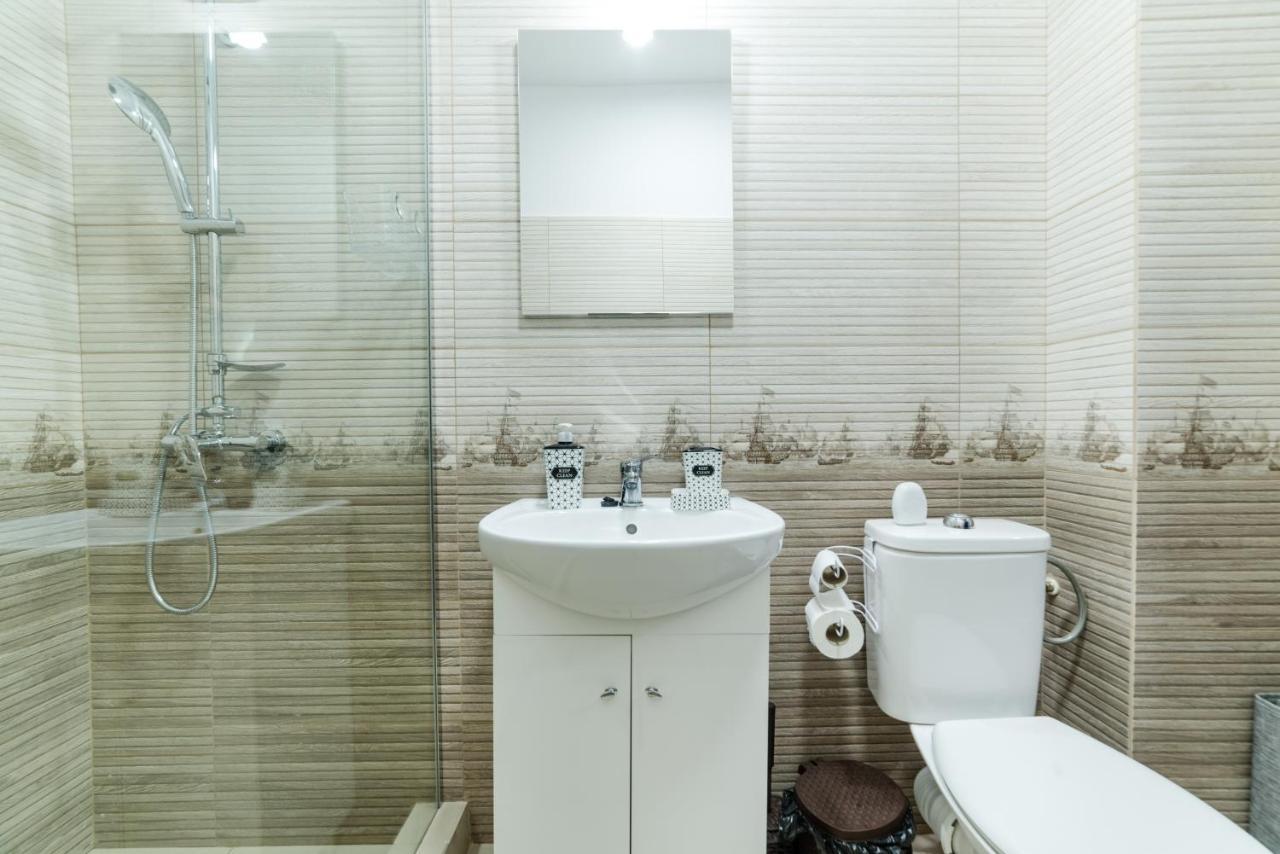 Derya Suites - Mamaia Nord Нэводари Экстерьер фото