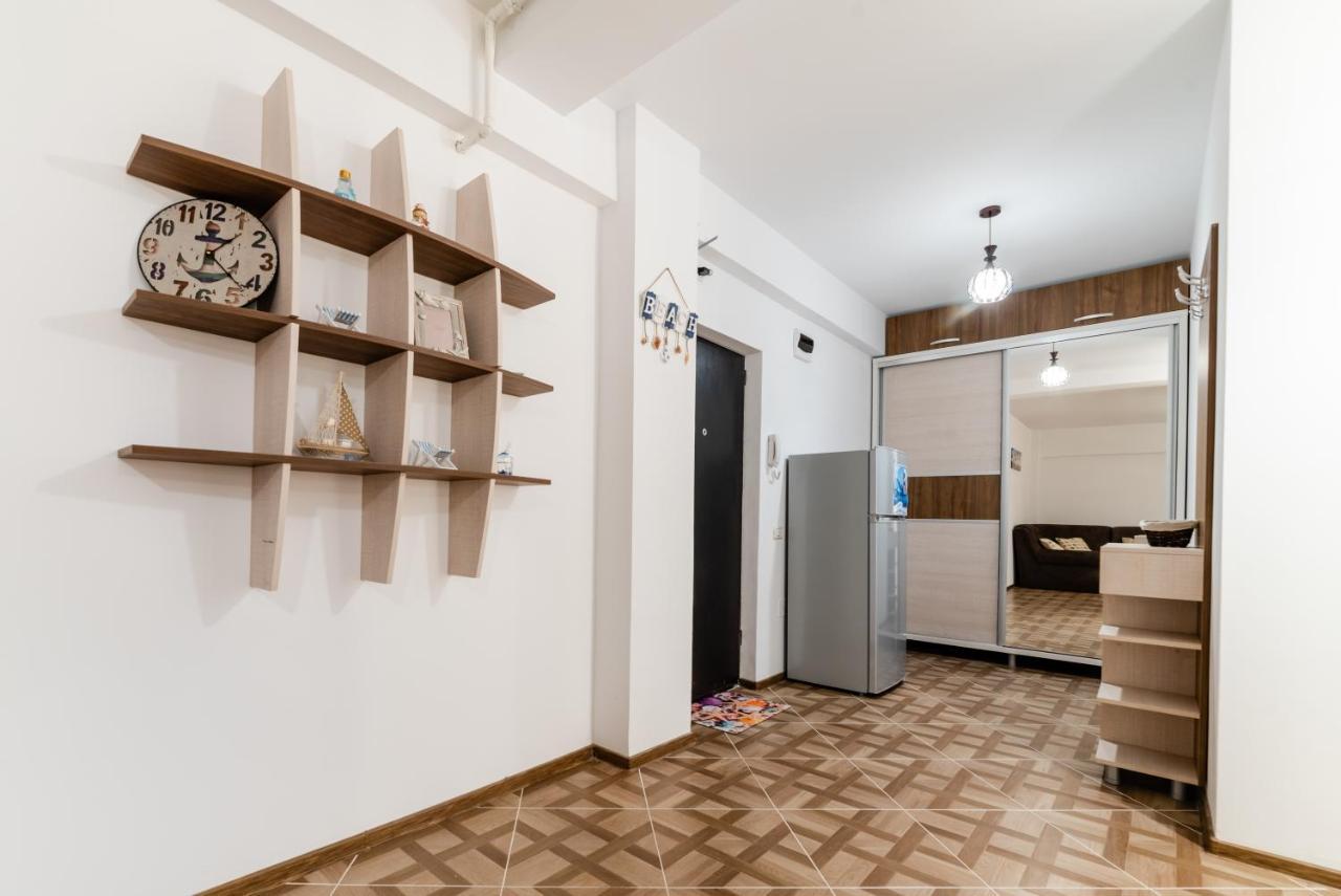 Derya Suites - Mamaia Nord Нэводари Экстерьер фото